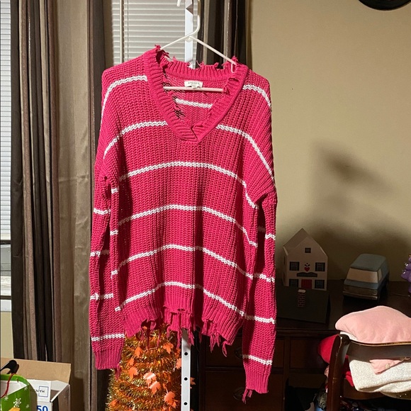 ANDREE BY UNIT Pink and White Knit Sweater - Picture 1 of 3